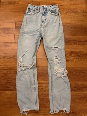 Abercrombie & Fitch Light Blue Distressed Women’s Jeans